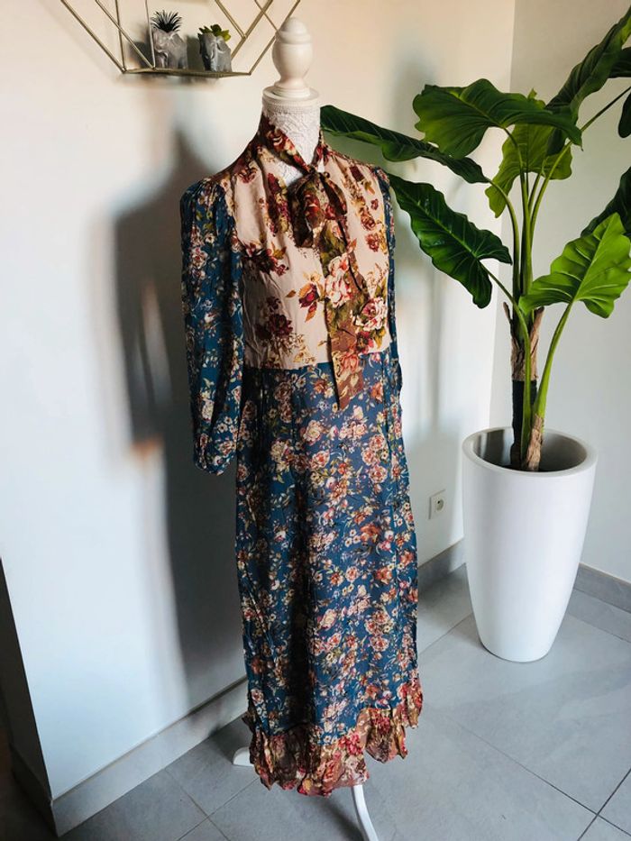 Robe Zara neuve taille S - photo numéro 2