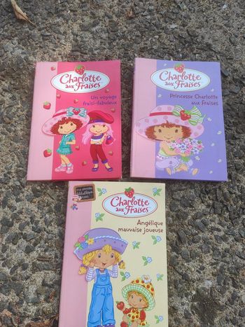 Lot 3 livres Charlotte aux fraises
