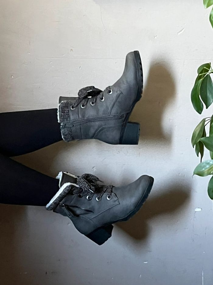 Bottines à talons chaude doublé à lacets - gris, blanc et noir - photo numéro 4