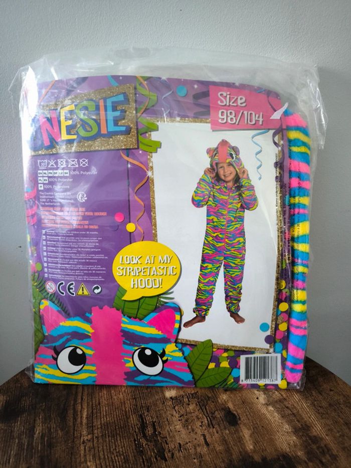 Déguisement ou pyjama zèbre coloré 3 ans neuf - photo numéro 3