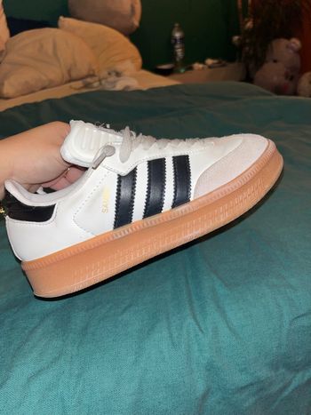 Basket Adidas  Samba XL taille 37.5