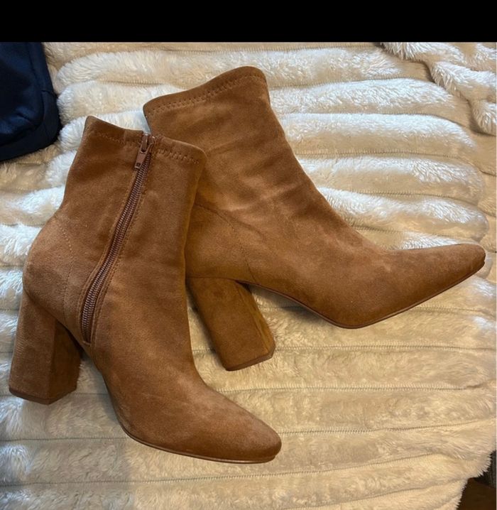 Bottes marron matière daim - photo numéro 7