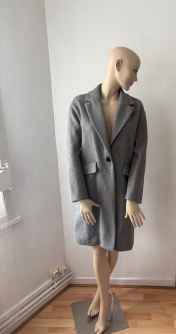 • Manteau ~ Bershka ~ Taille S/36 •