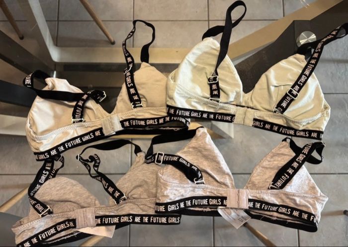 Lot soutien-gorge - photo numéro 2