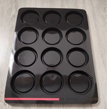 12 tartelettes renversées neuf Guy demarle