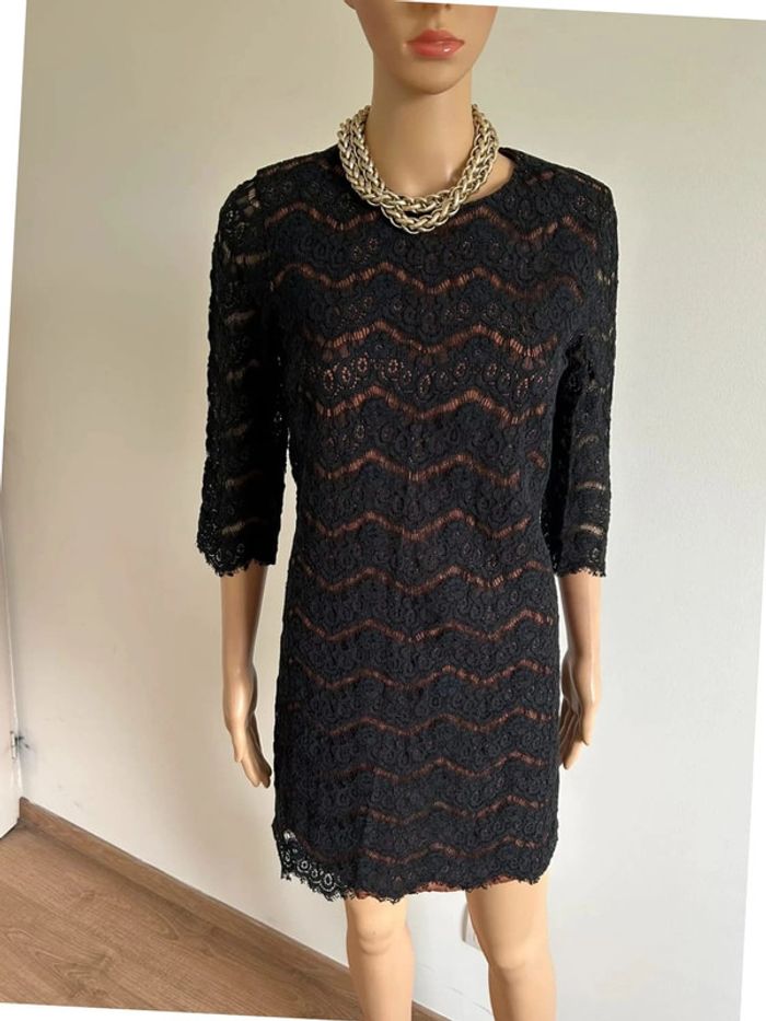 Robe noire et marron en dentelle 123 taille 36 jamais portée