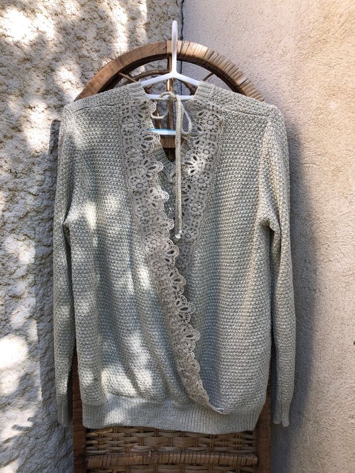 Pull ouvert dans le dos  bachelorette - photo numéro 3