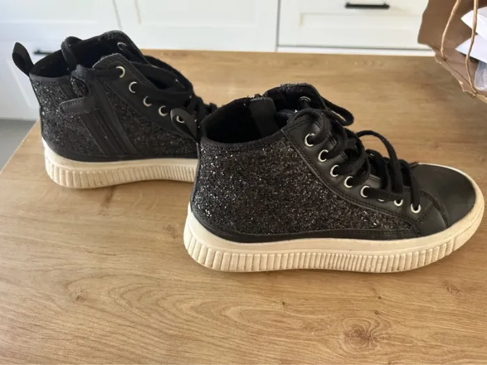 Chaussures montantes à paillettes