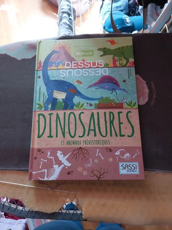 Livre pop-up Dinosaures et animaux préhistoriques