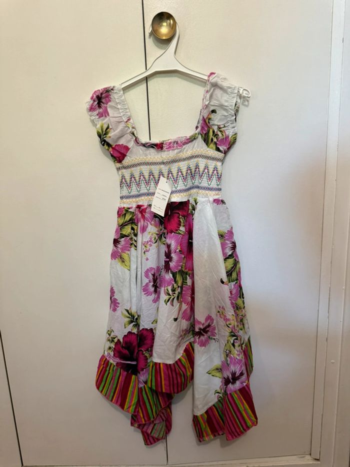 Robe blanche à fleurs - photo numéro 2