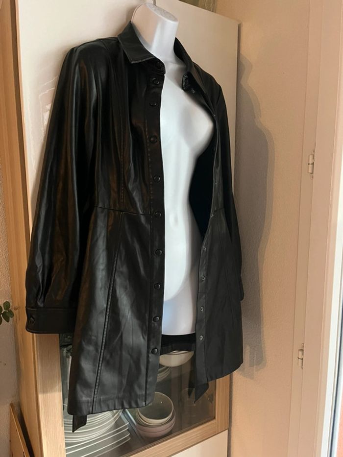 Robe chemise similicuir stradivarius - photo numéro 3