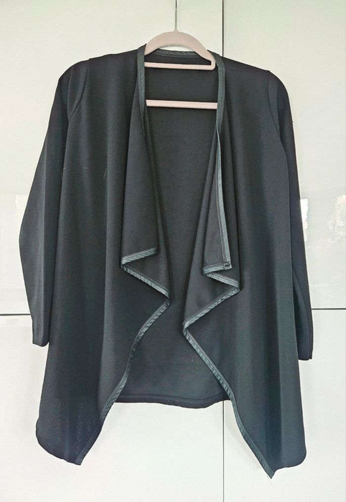 Cape /gilet élégant