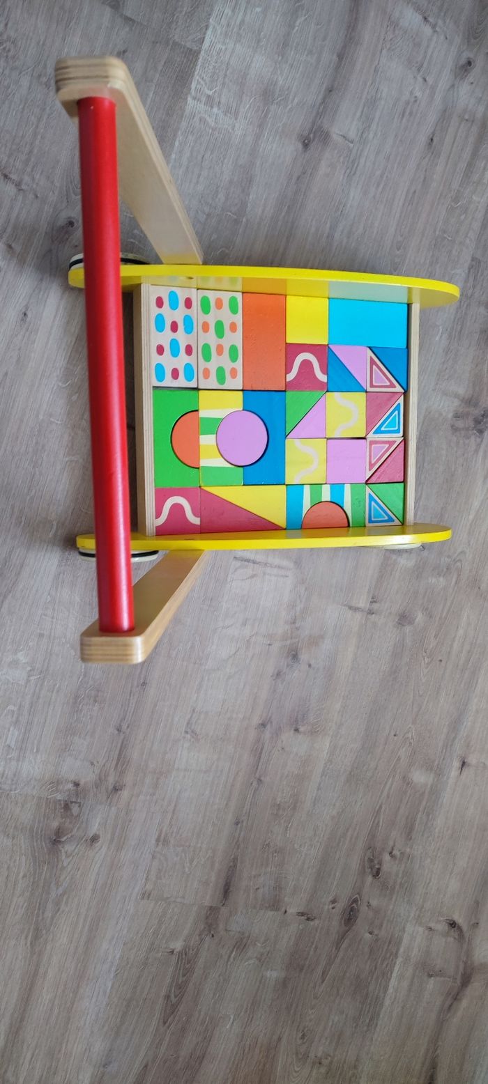 Chariot de marche avec blocs en bois - photo numéro 4