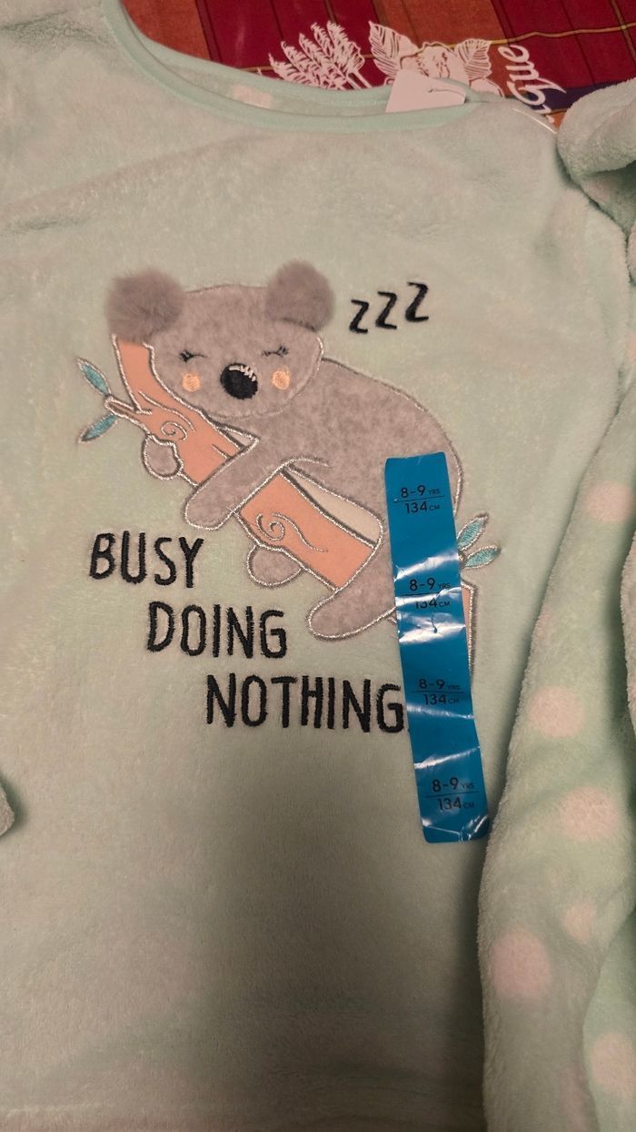 Neuf (non porté) 🩷💓🏷 pyjama 9 ans fille 💓🩷 - photo numéro 2