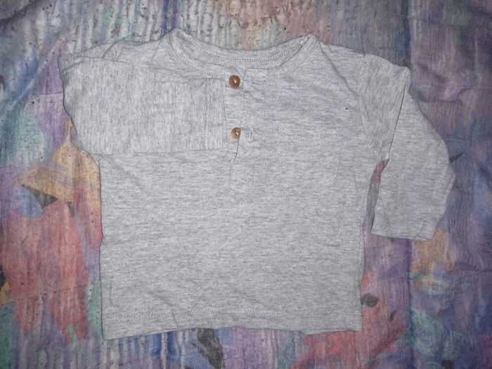 Tee shirt gris 3 mois