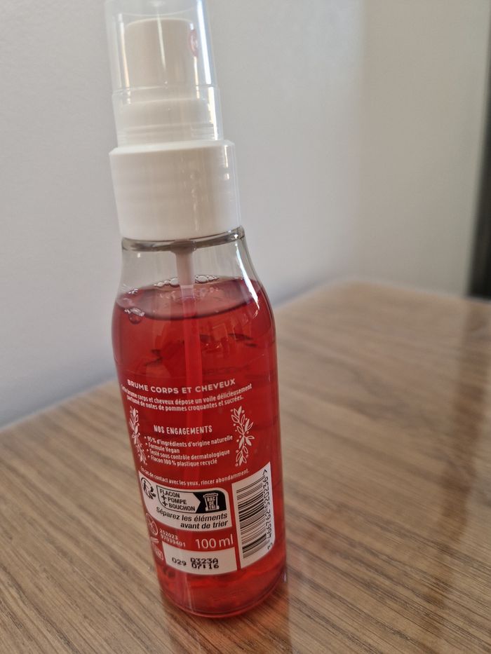 Brunes corps et cheveuxp - photo numéro 2