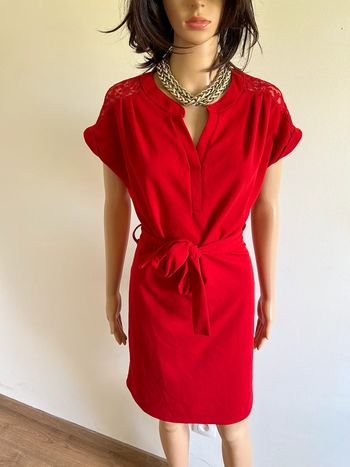 Robe rouge à manches courtes LolaLiza taille 36 jamais portée