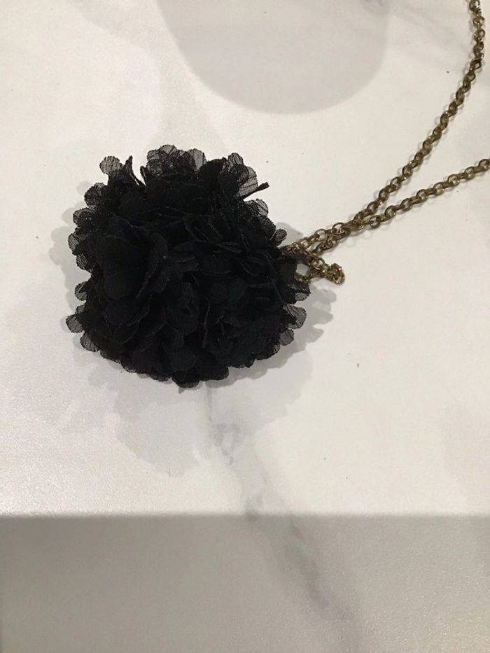 Joli sautoir fleur vintage - photo numéro 5