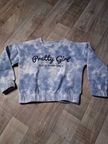 Sweat fille bleu et blanc 6 ans