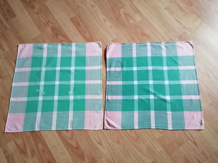 lot de 2 serviettes de table à carreaux