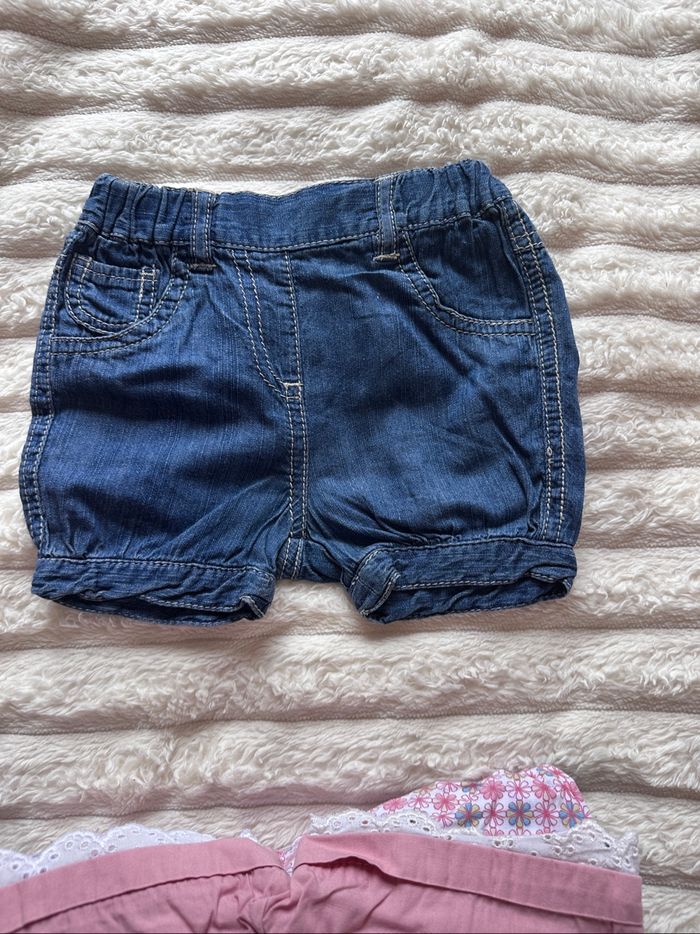 Lot 10 shorts 6 mois - photo numéro 3