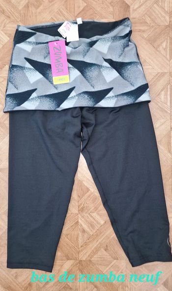 Pantacourt de jogging zumba taille s neuf