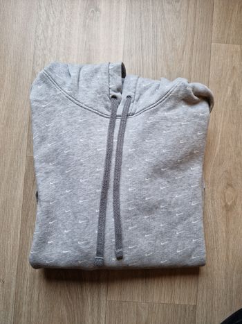 Pull nike
