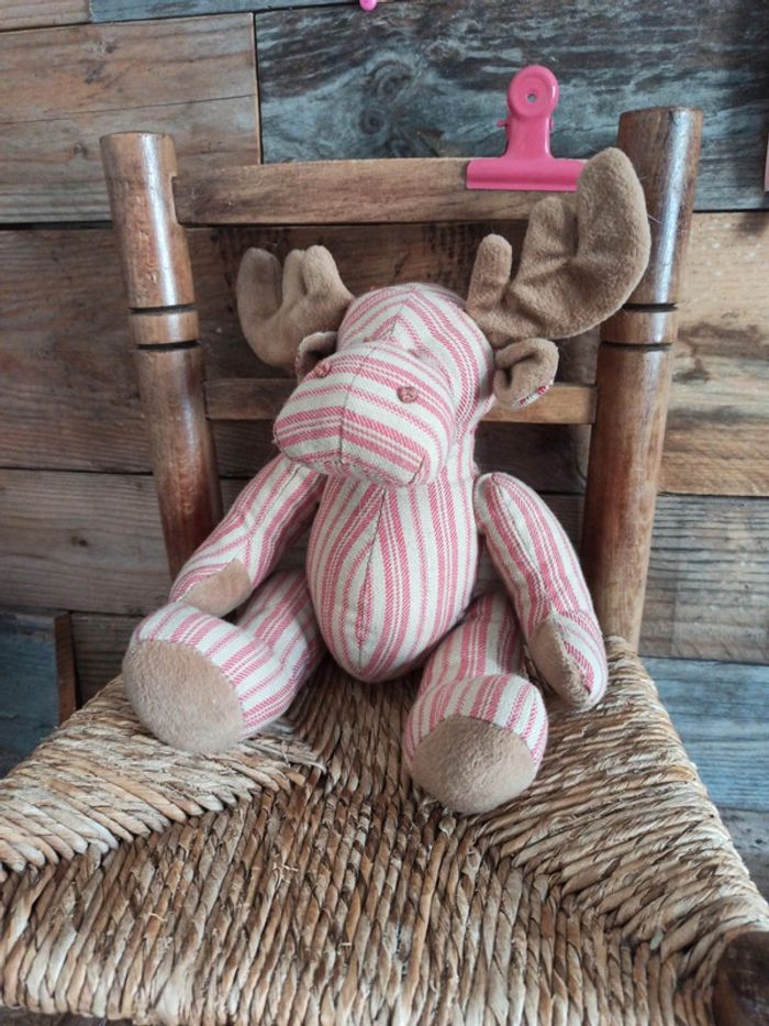 Peluche caribou côté table tbe - photo numéro 2