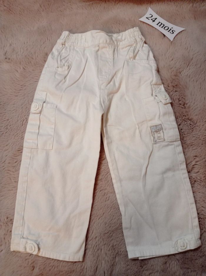 Pantalon blanc 23 mois