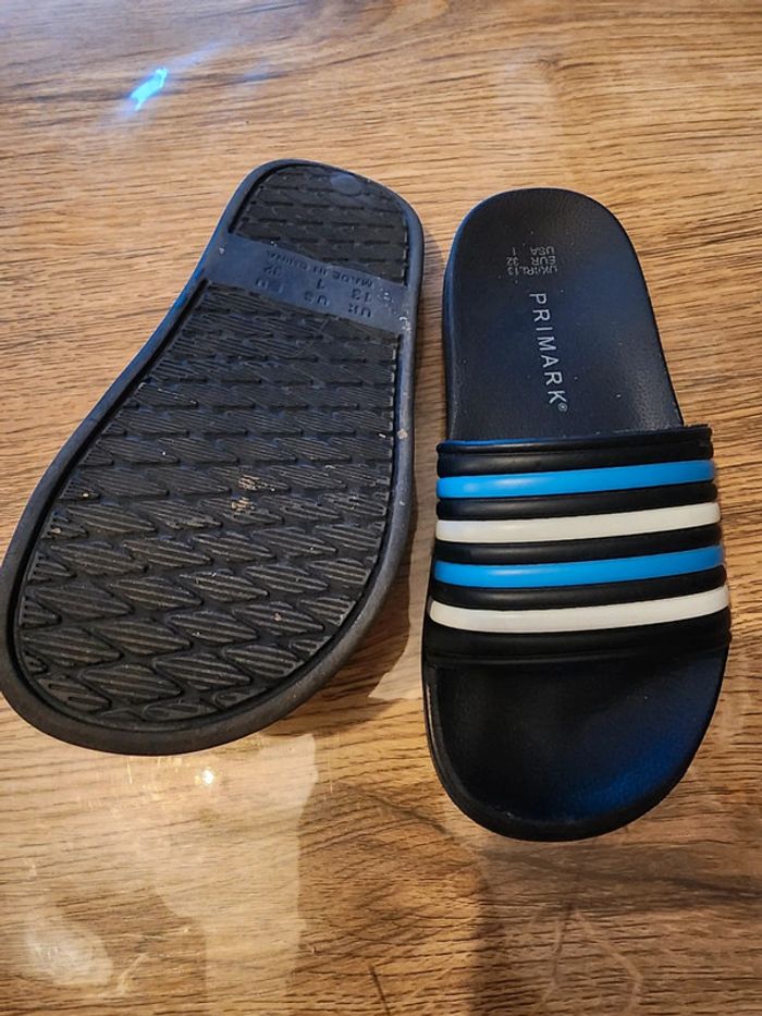 Claquettes taille 32 - photo numéro 2