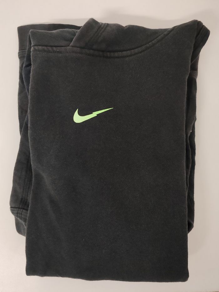Sweat à capuche Nike, enfant 1,58-1,70 cm, noir. - photo numéro 3