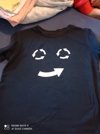 Tee shirt