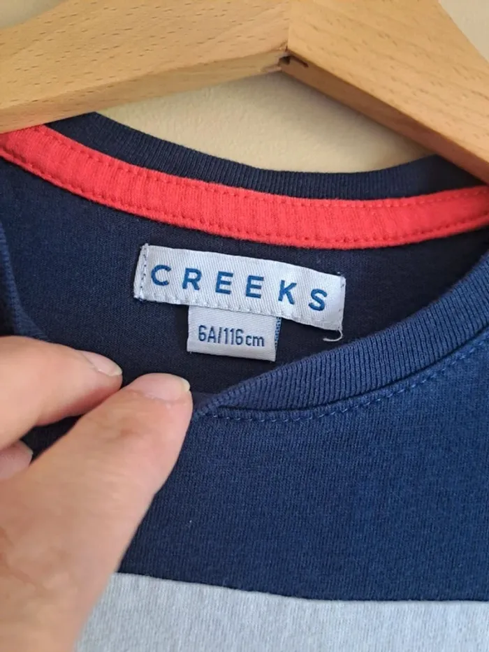 T-shirt garçon 6 ans creeks comme neuf - photo numéro 5