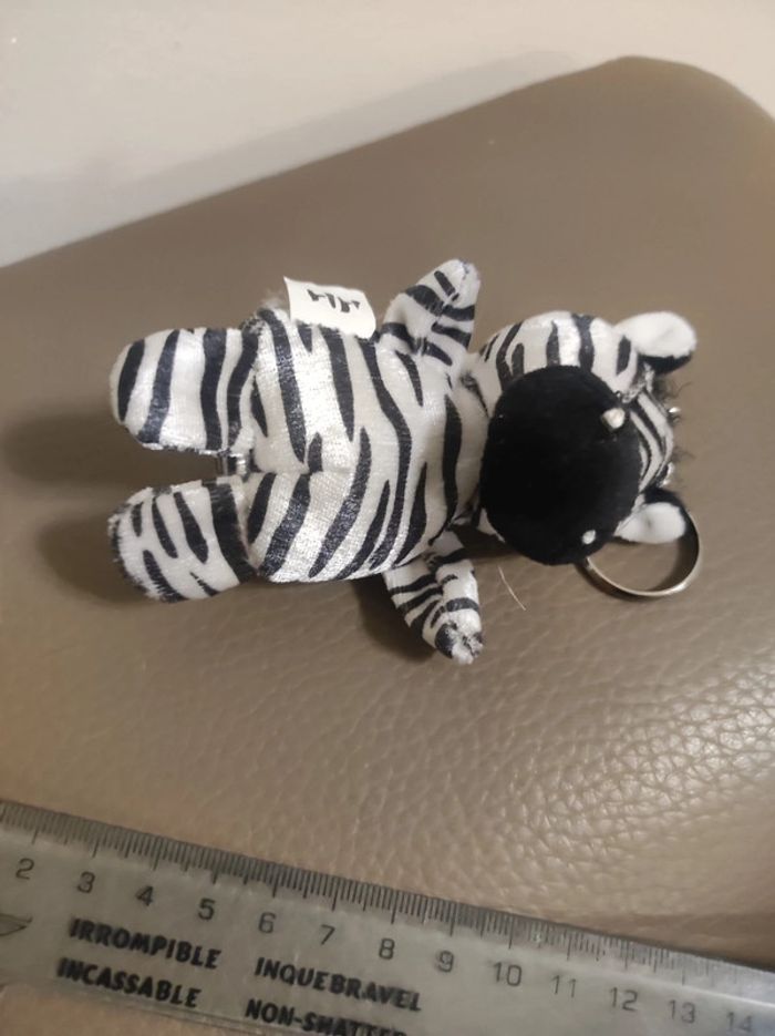 zebre porte clef - photo numéro 2