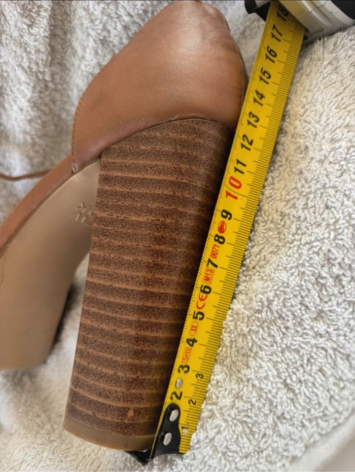 Chaussures sandales habillées quasi neuves - photo numéro 7
