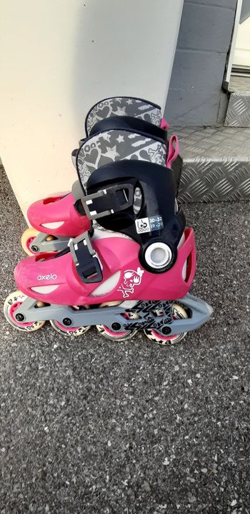 Magnifique roller fille bon état