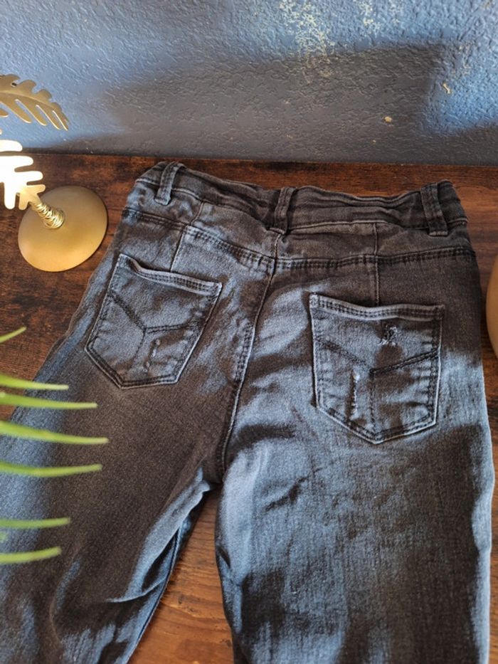 Jean slim noir kiabi 9 ans - photo numéro 3