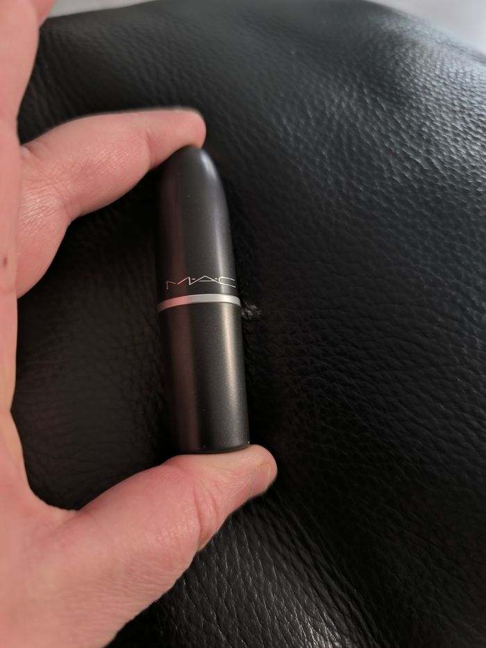 Rouge à lèvre - photo numéro 3