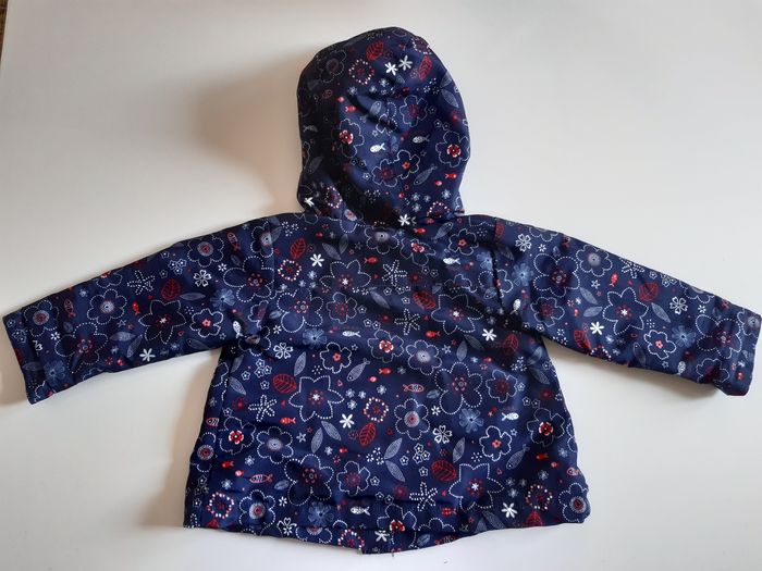 Imperméable taille 6 mois - photo numéro 3