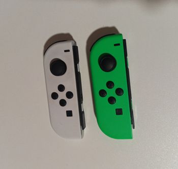 Joy-Con