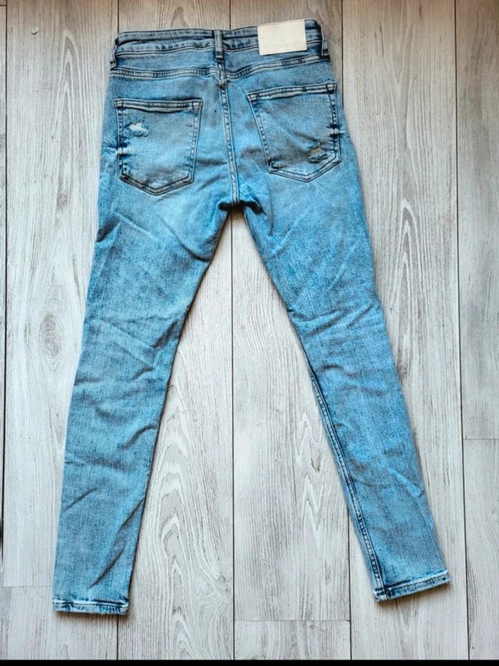 Jean Bershka Homme 36 – slim destroy bleu clair – effet déchiré tendance – look casual urbain - photo numéro 12