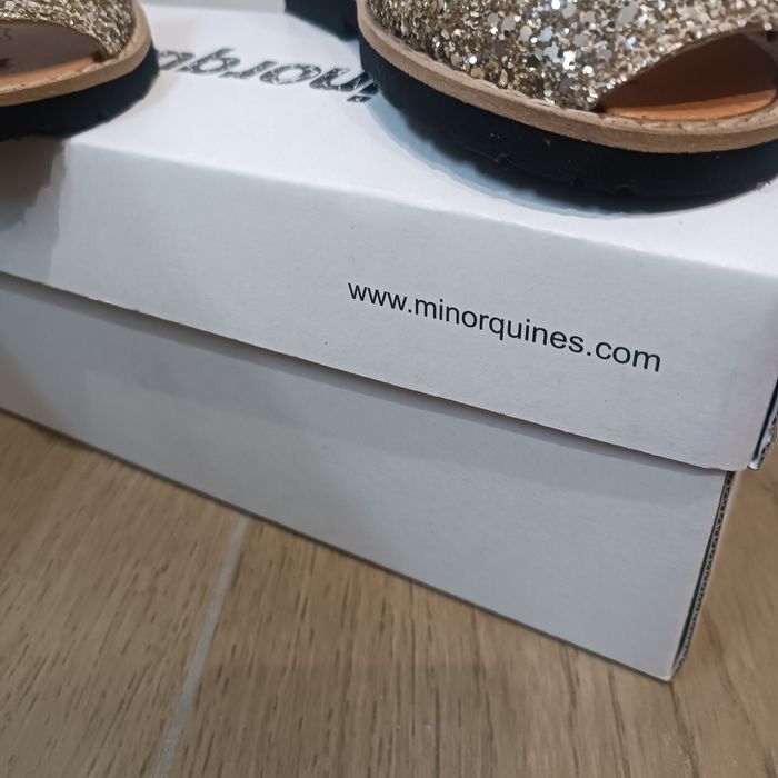 Sandales paillettes dorées Minorquines - photo numéro 3