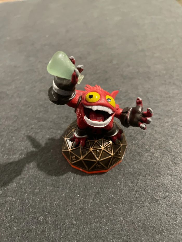 Figurine Skylanders Giants Punch Pop Fizz