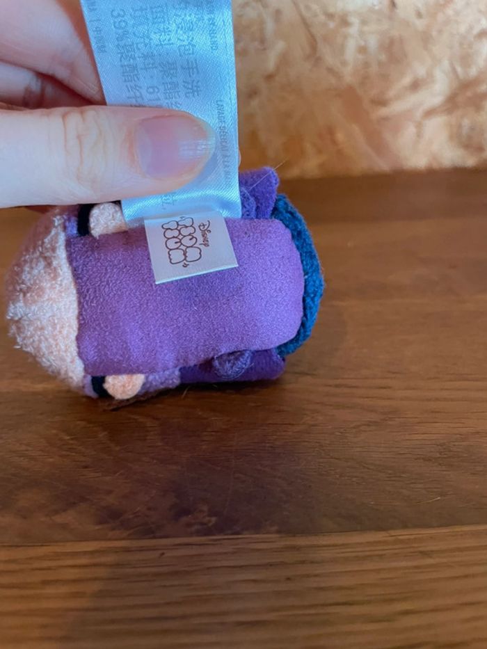 Tsum Tsum officiel Disney la reine Arianna dans Raiponce - photo numéro 7