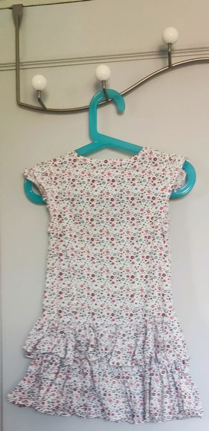 Robe courte 4 ans - photo numéro 2