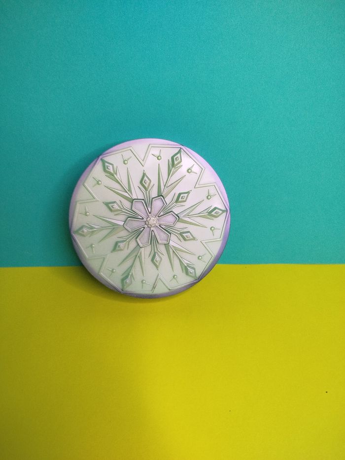 Socle lumineux pour poupée la reine des neiges - photo numéro 2