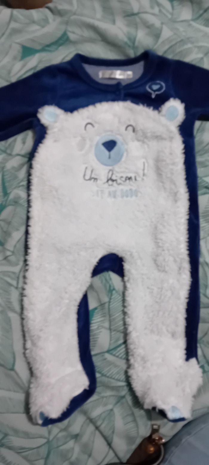 Pyjamas 3 mois