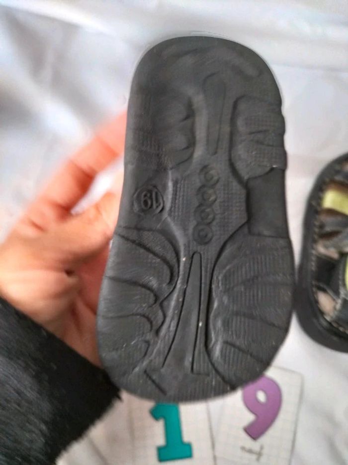 Sandales taille 19 - photo numéro 5