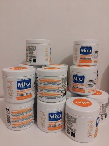 Mixa Niacinamide Bright  crème corps  neuf  400 ml