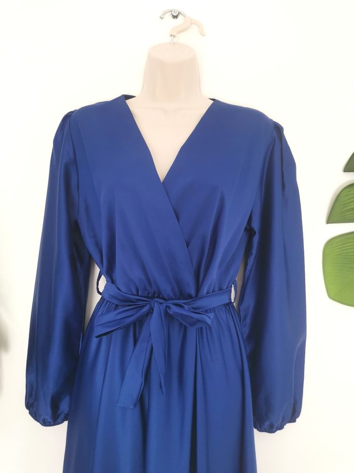 Maxi dress, robe longue satinée bleu roi Émilie Fashion Paris Taille Unique - photo numéro 3